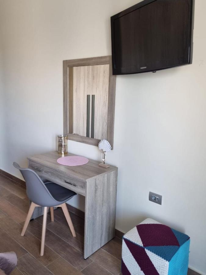 Valentina'S Luxe Apartment Masztihári Kültér fotó