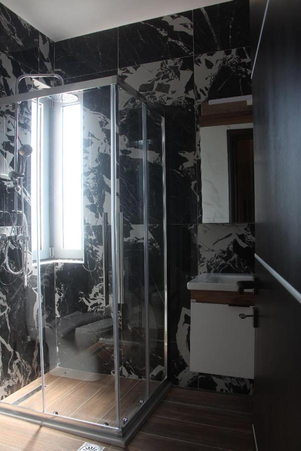 Valentina'S Luxe Apartment Masztihári Kültér fotó
